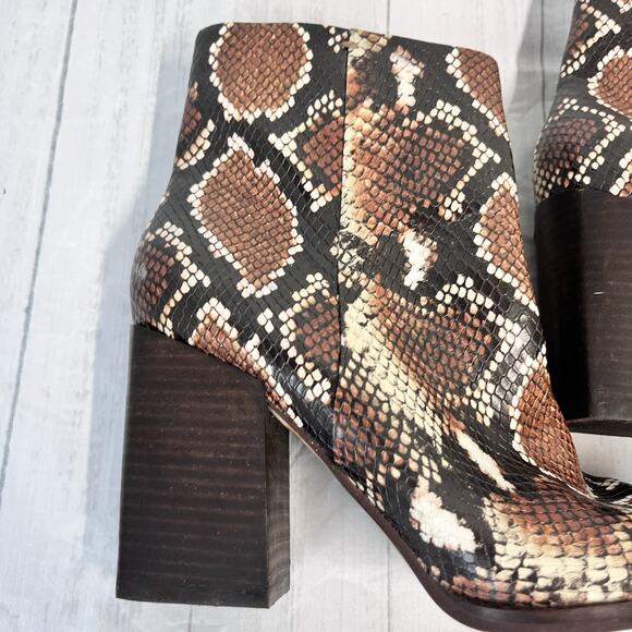 Nine West Ankle Pointy Toe Heels Boots size 7.5M Faux Snake Skin Brown Textured - Picture 5 of 14